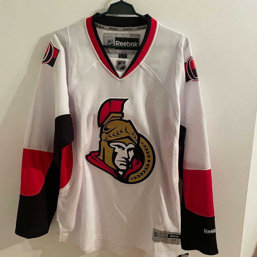 New Ottawa senator away Reebok White and Red Hockey Jersey size medium